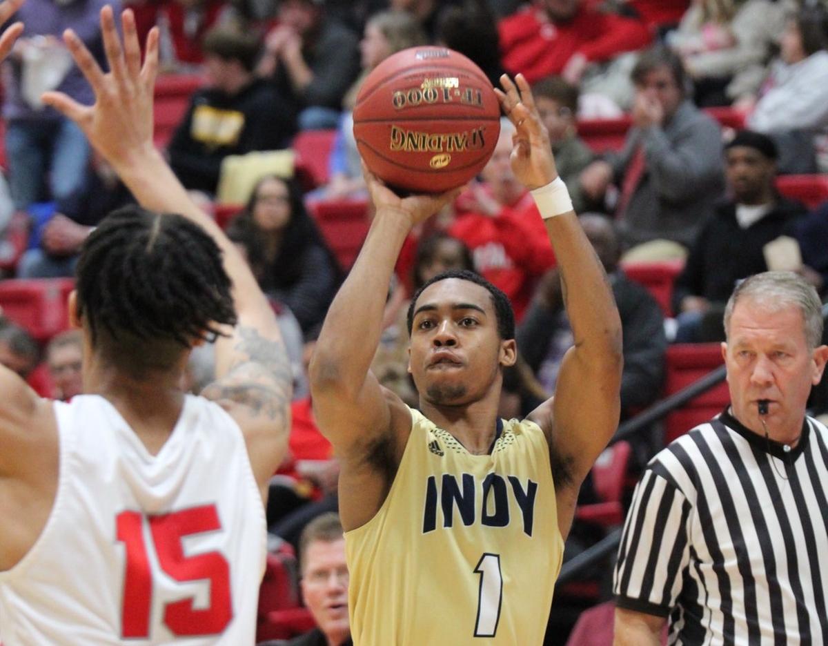 Indy sophomore guard, Ricky Edwards(1) finishes with 17 points in the 82-71 loss to Coffeyville. Photo by Nick Dailey
