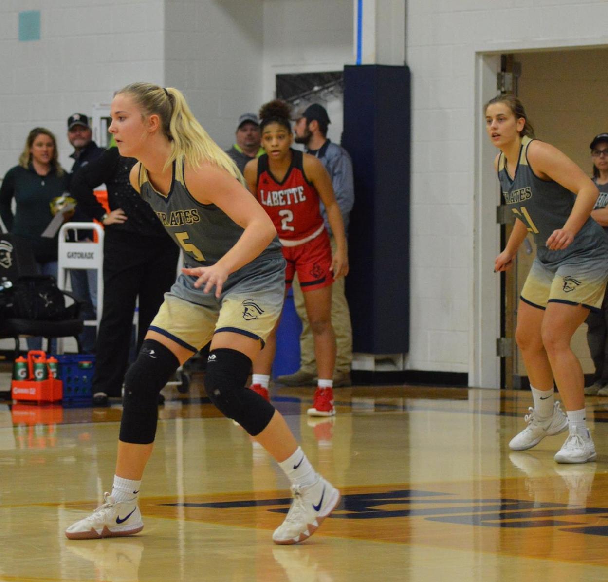 Mikkelsen’s 19 Not Enough As Lady Pirates Fall To Conquistadors In Double Overtime